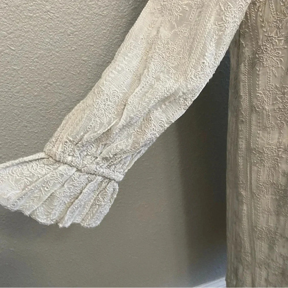 Sundance Women's Silver Sheer Lined Floral embroidered Dress Size PLarge‎ NWT - Picture 5 of 5